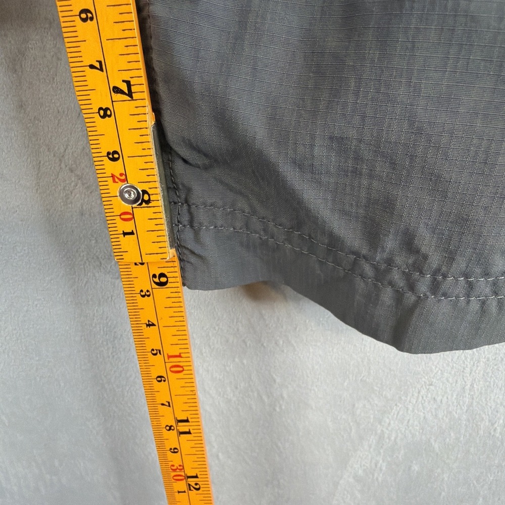 Columbia Omni-Shade Cargo Shorts Mens 36 Gray Hiking Outdoor Nylon - Picture 8 of 9